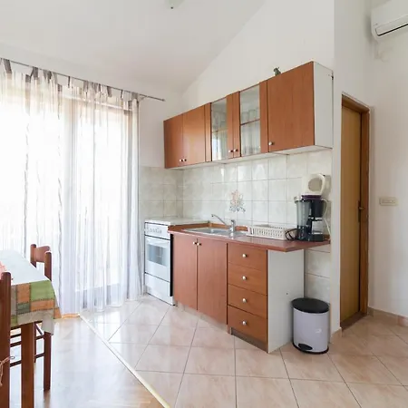 Casa Nada - By Ta Leut Agency *