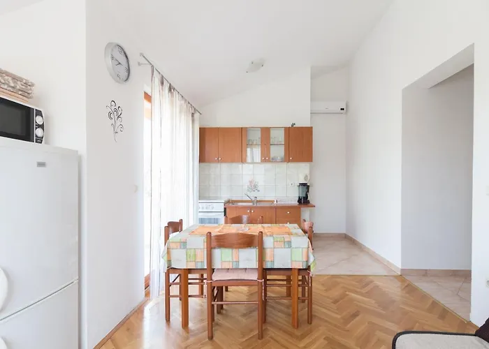 Casa Nada - By Ta Leut Agency *