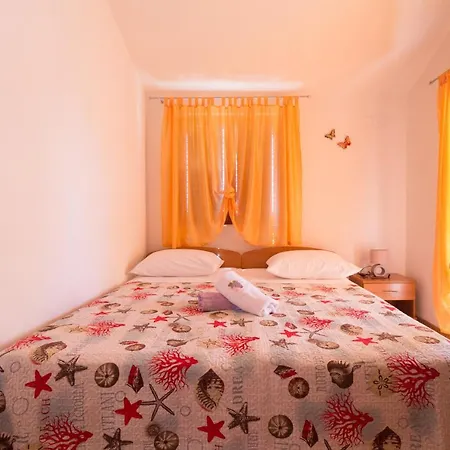 Apartment Casa Nada *