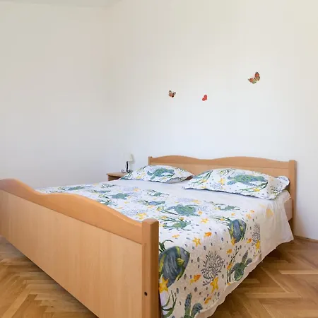 Apartment Casa Nada *